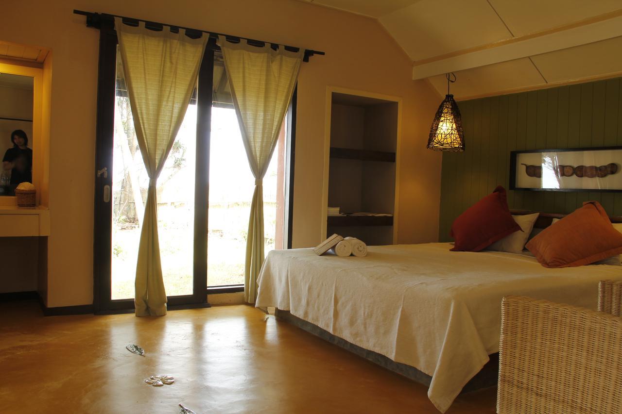 Baan Chumphon Hotel Pathio Kültér fotó